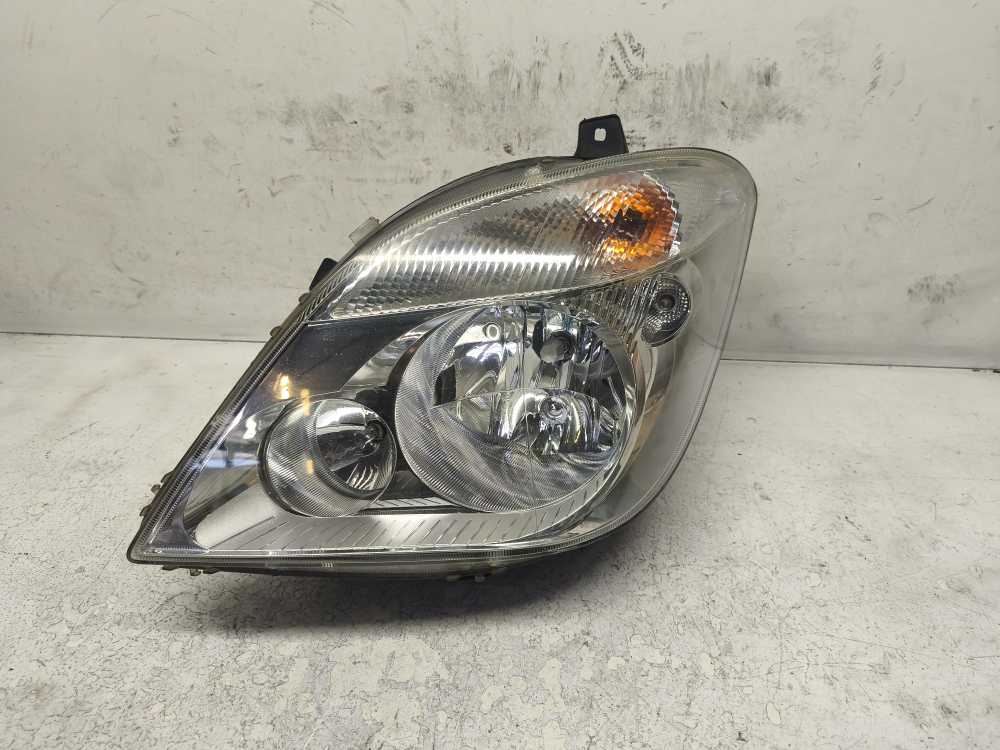 PHARE GAUCHE MERCEDES - Vue 1